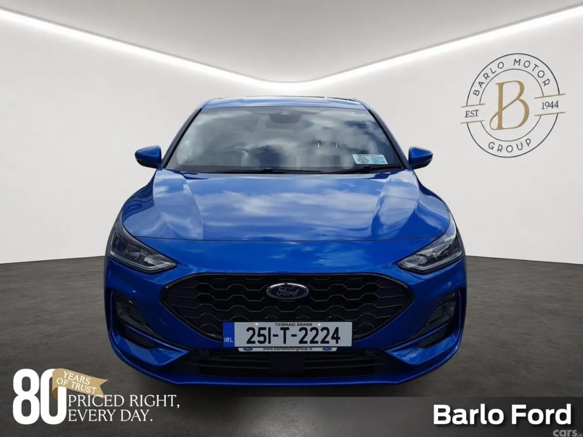 Ford Focus Hatchback, Petrol, 2025, Blue