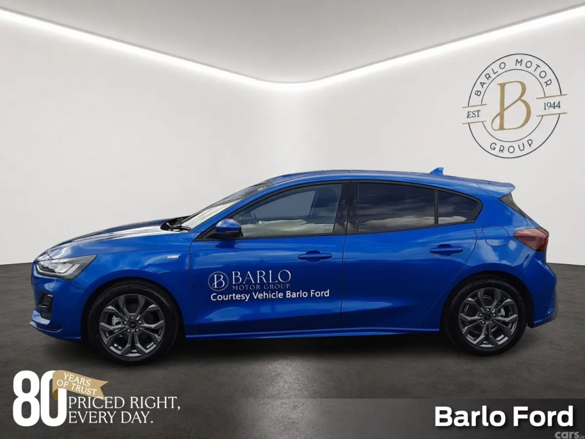 Ford Focus Hatchback, Petrol, 2025, Blue