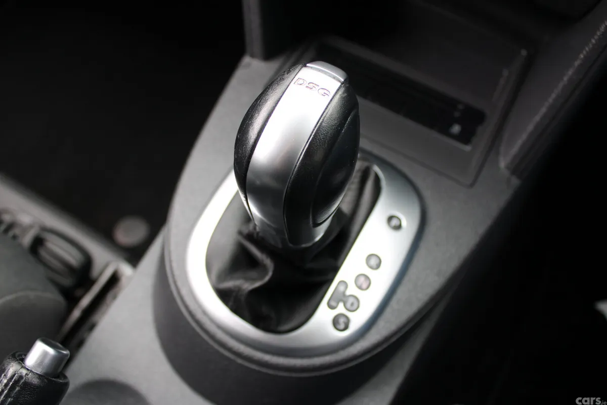 Volkswagen Touran MPV, Petrol, 2014, Black