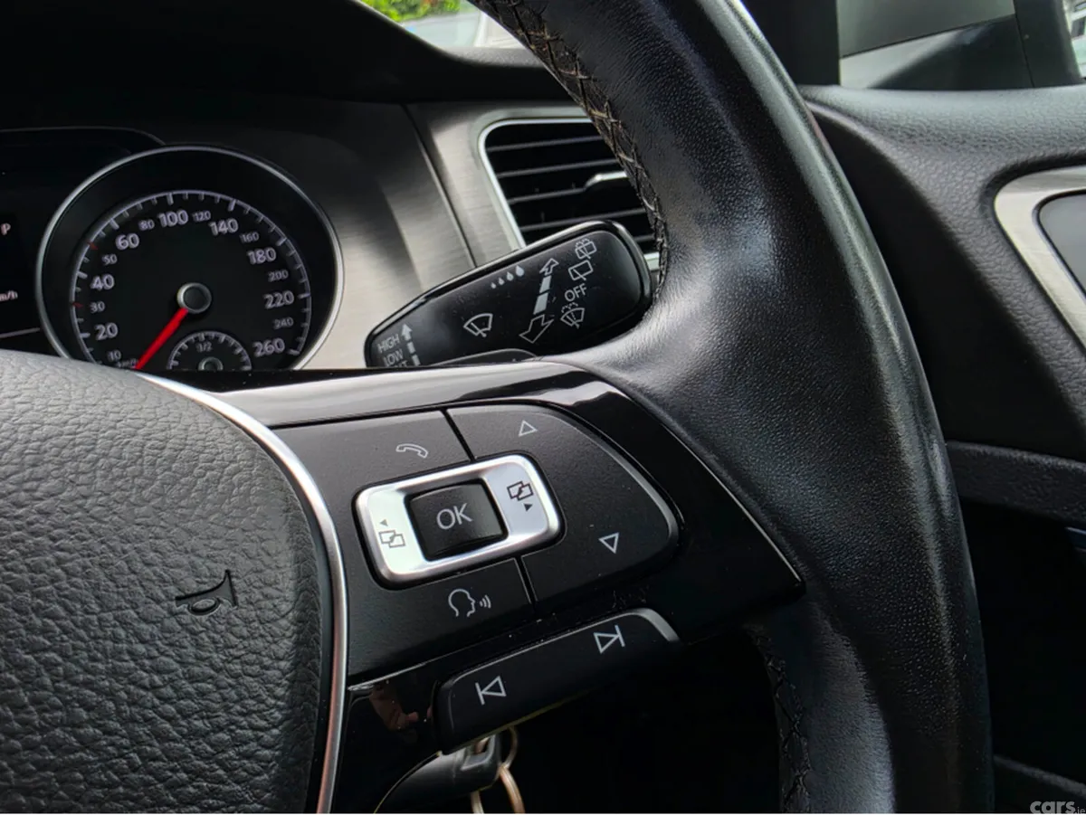 Volkswagen Golf Hatchback, Petrol, 2013, Silver