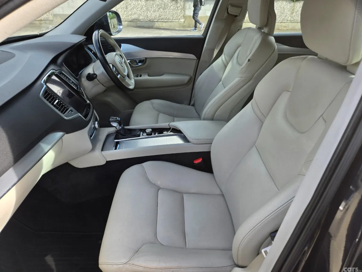 Volvo XC90 SUV, Diesel, 2017, Blue