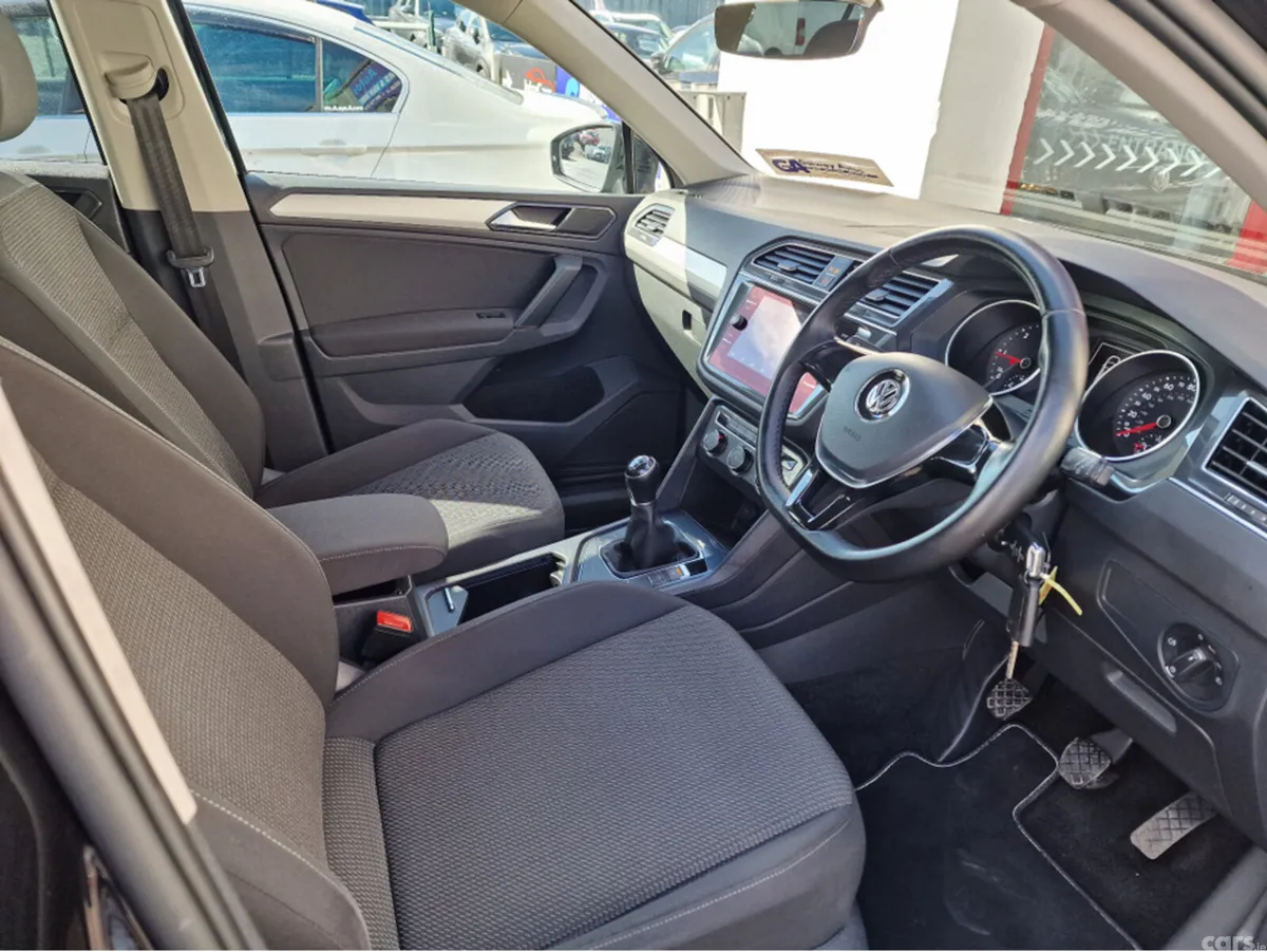 Volkswagen Tiguan SUV, Diesel, 2017, Black