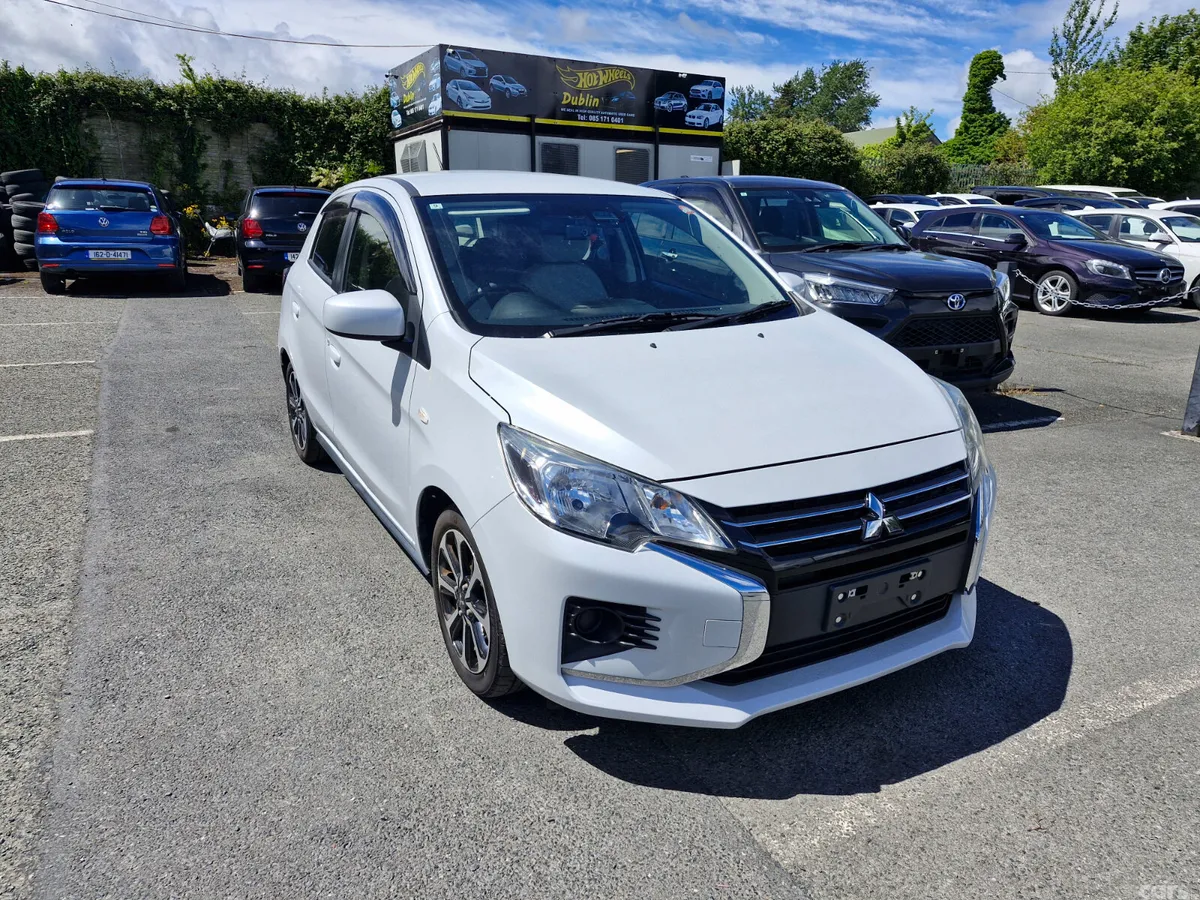 Mitsubishi Mirage Hatchback, Petrol, 2020, White