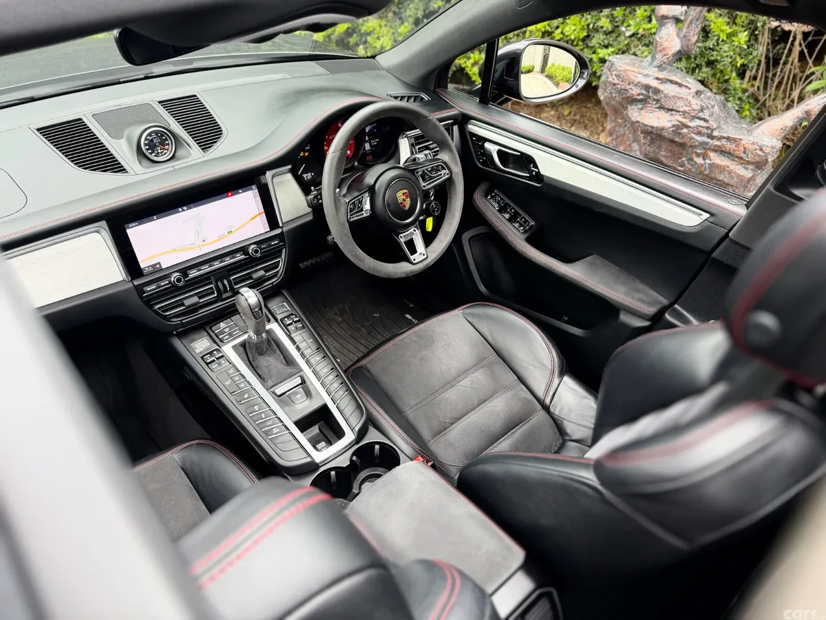 Porsche Macan SUV, Petrol, 2021, Grey