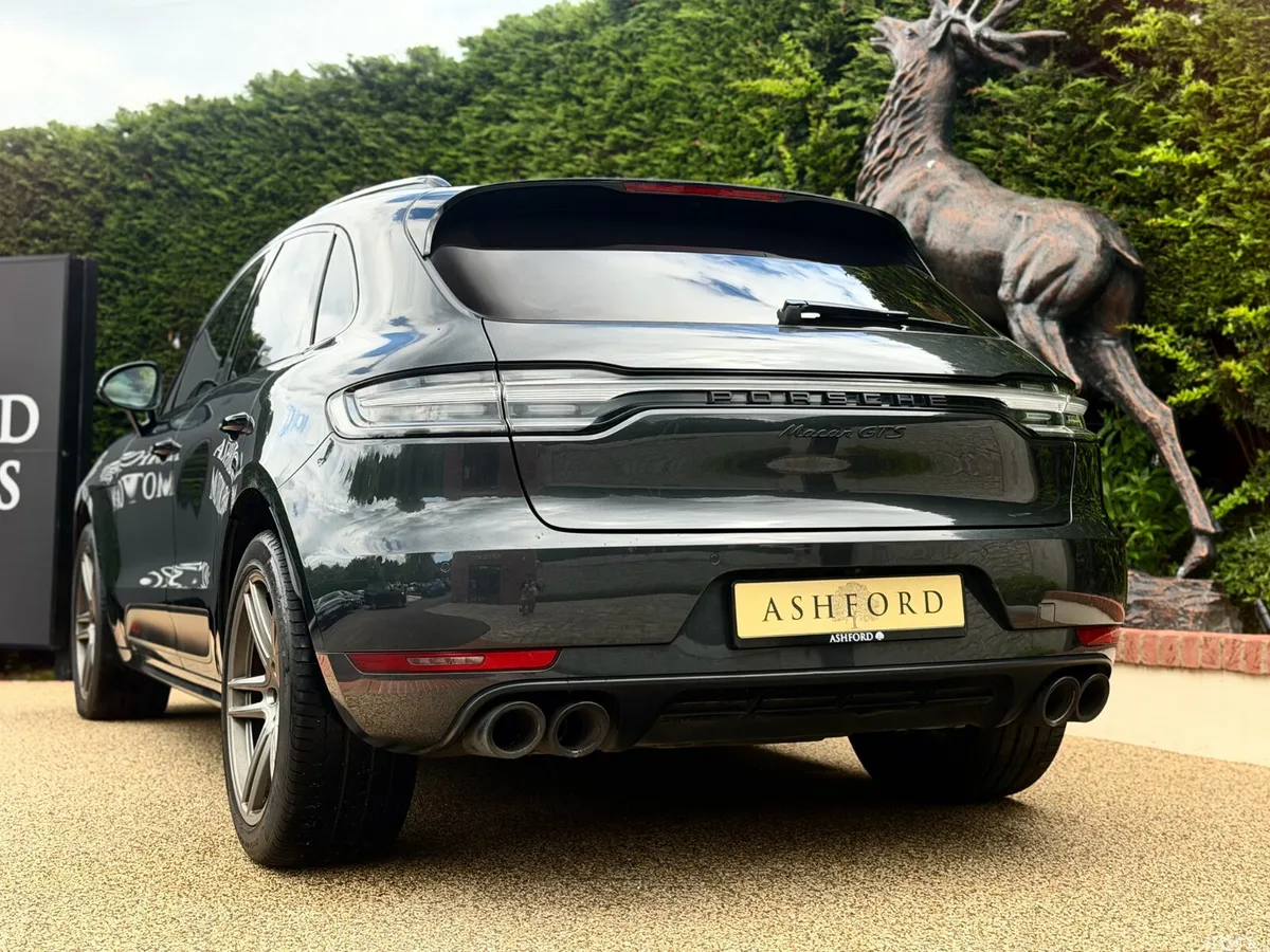 Porsche Macan SUV, Petrol, 2021, Grey