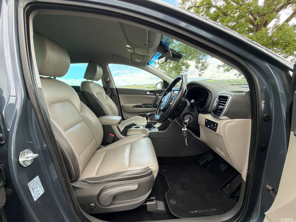 Kia Sportage SUV, Diesel, 2017, Blue