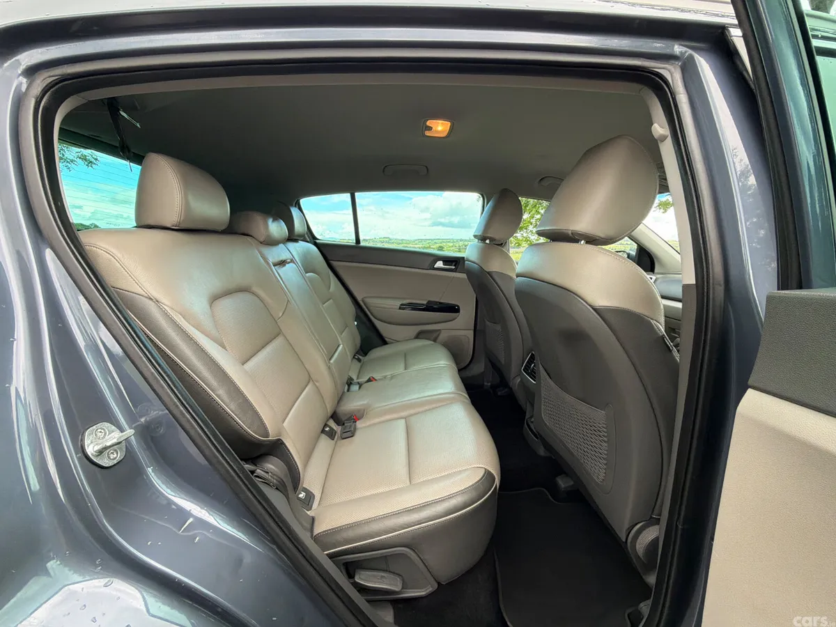 Kia Sportage SUV, Diesel, 2017, Blue