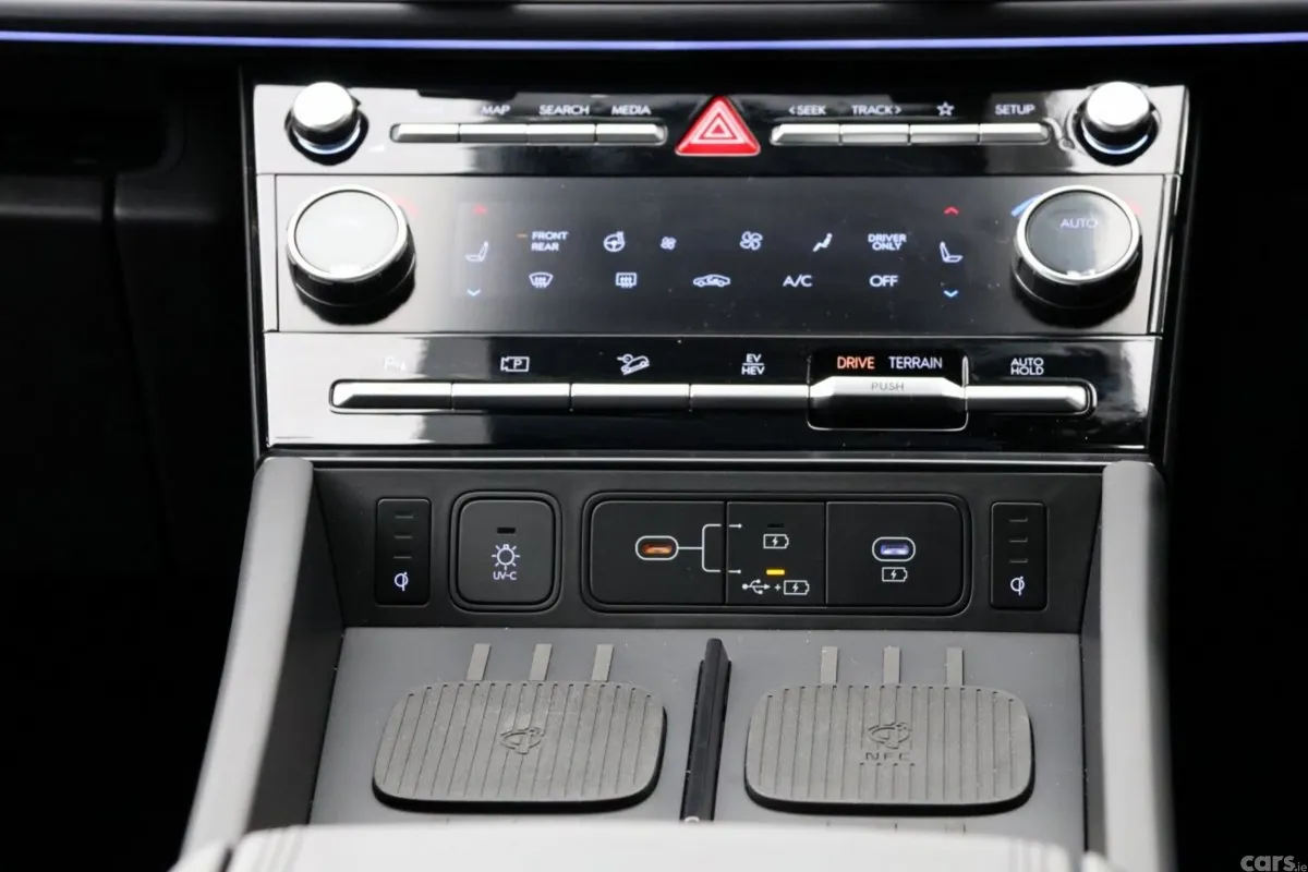 Hyundai Santa Fe SUV, Petrol Plug-in Hybrid, 2026, Black