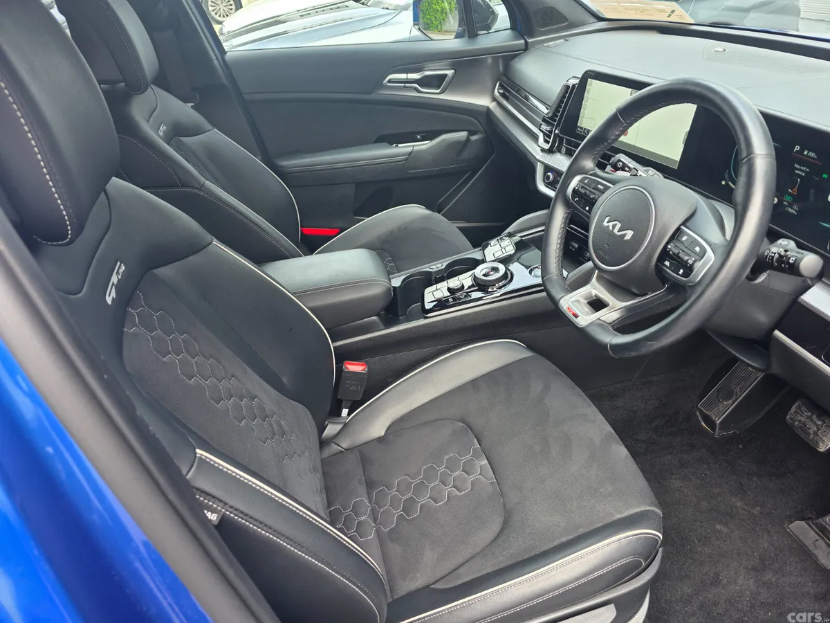 Kia Sportage SUV, Petrol Plug-in Hybrid, 2025, Blue