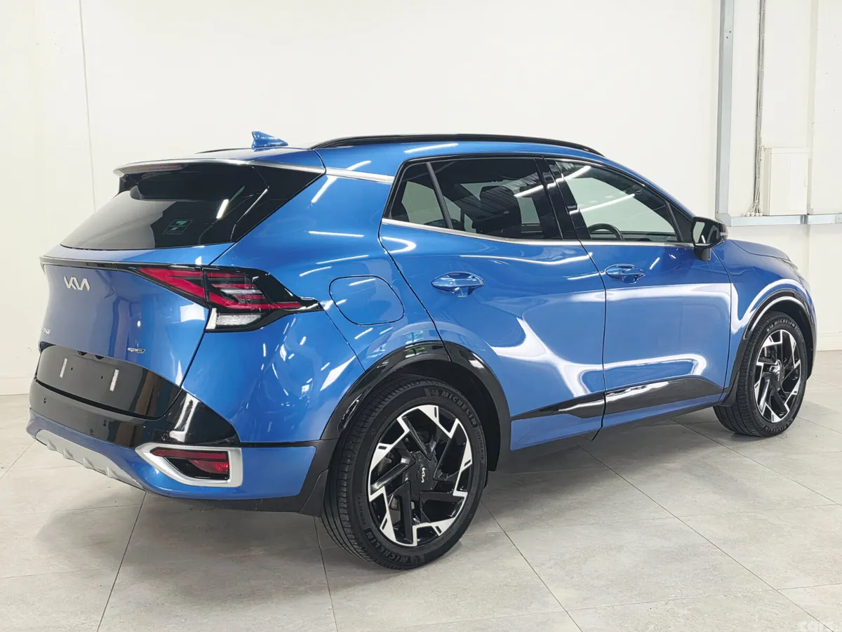 Kia Sportage SUV, Petrol Plug-in Hybrid, 2025, Blue