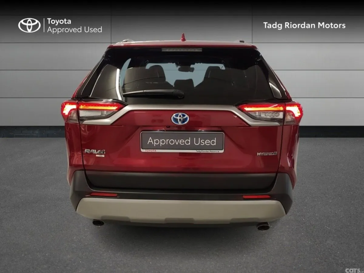 Toyota RAV4 SUV, Petrol Hybrid, 2022, Red