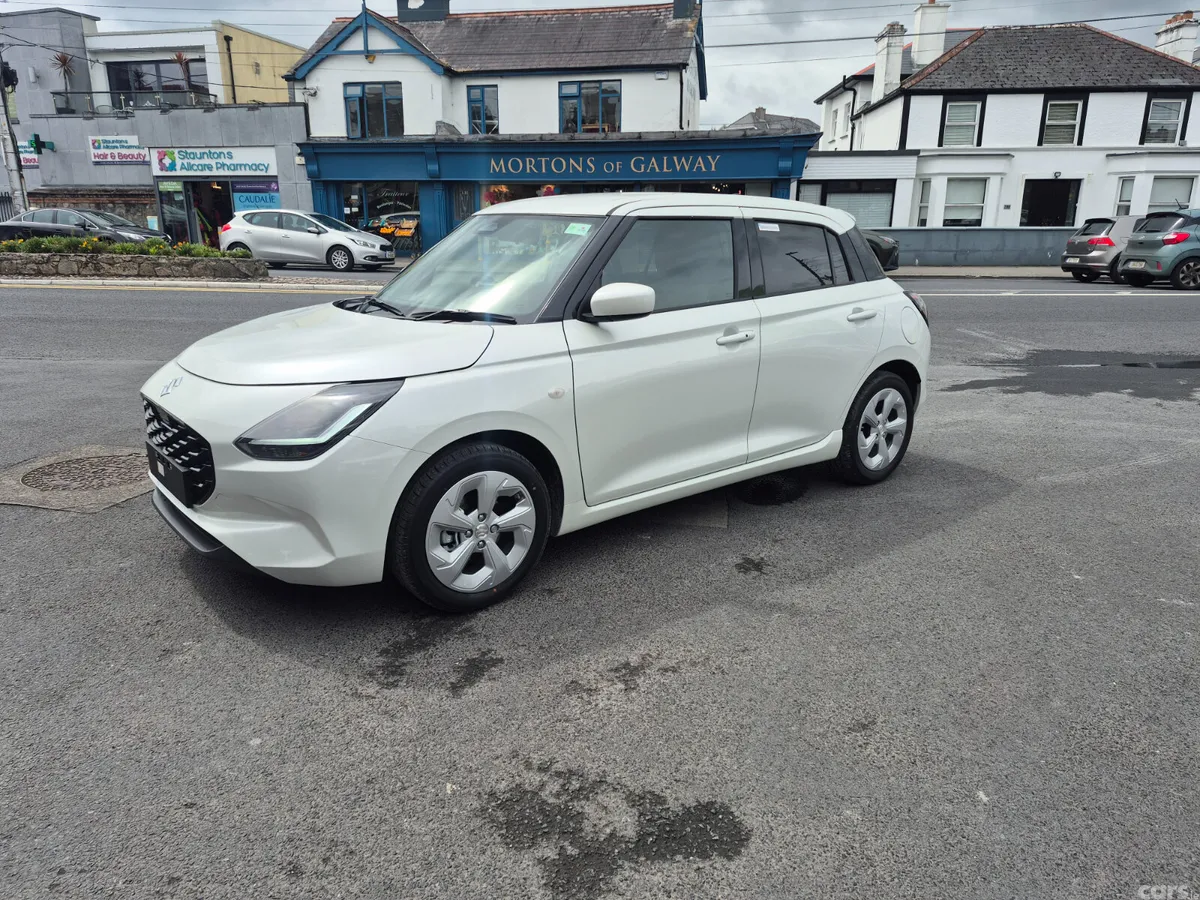 Suzuki Swift Hatchback, Petrol Hybrid, 2026, White