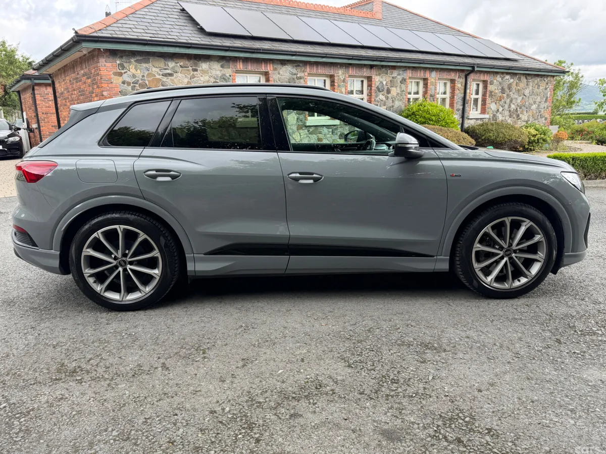 Audi Q4 e-tron Estate, Electric, 2024, Grey