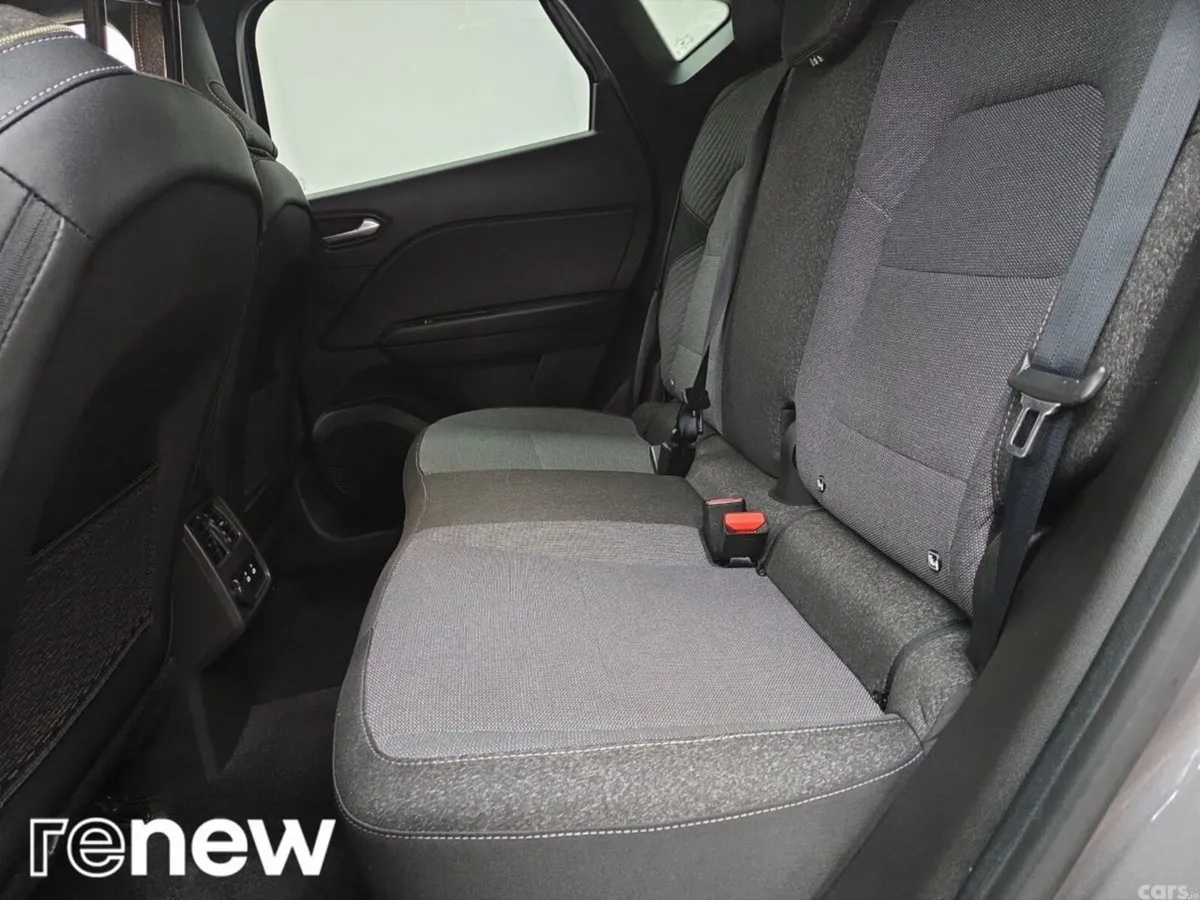 Renault Captur Hatchback, Petrol, 2025, Grey