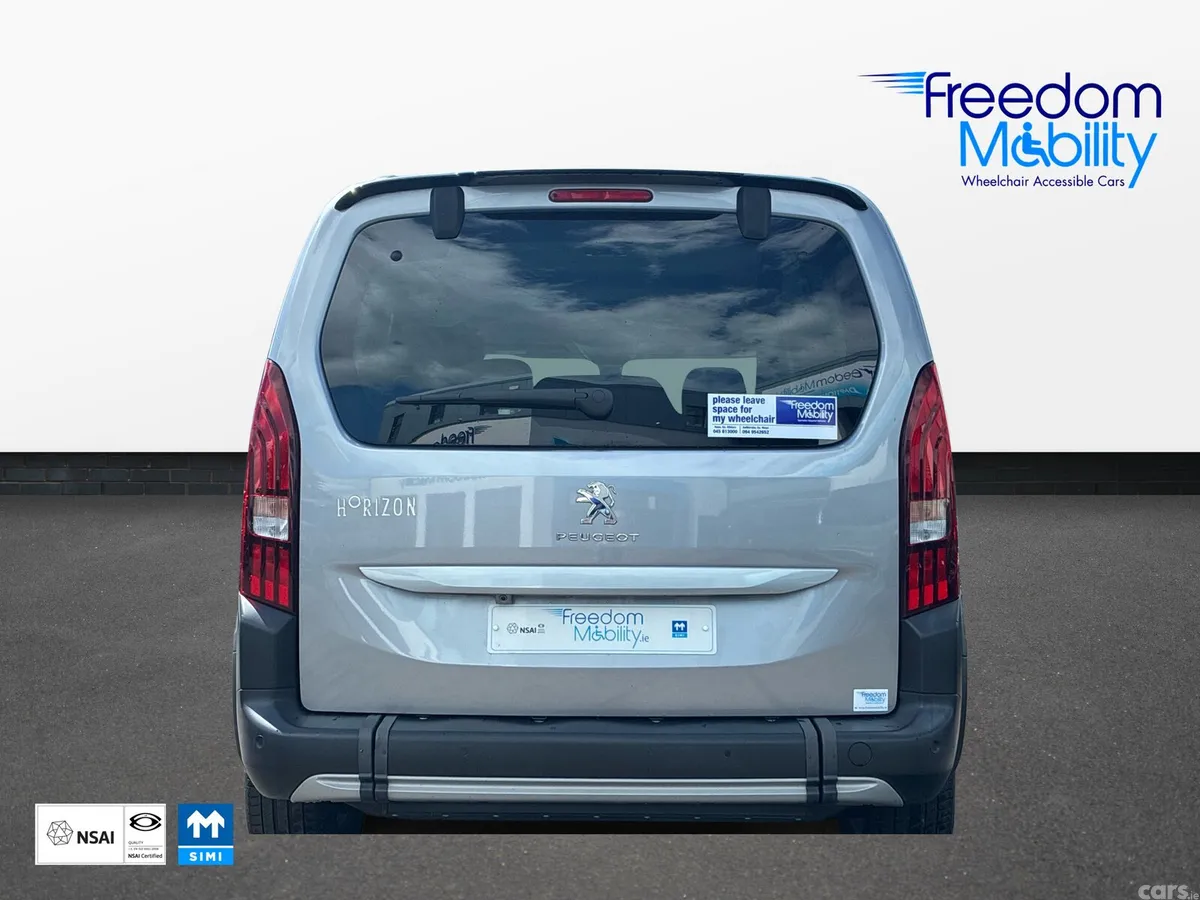 Peugeot Rifter MPV, Diesel, 2023, Grey