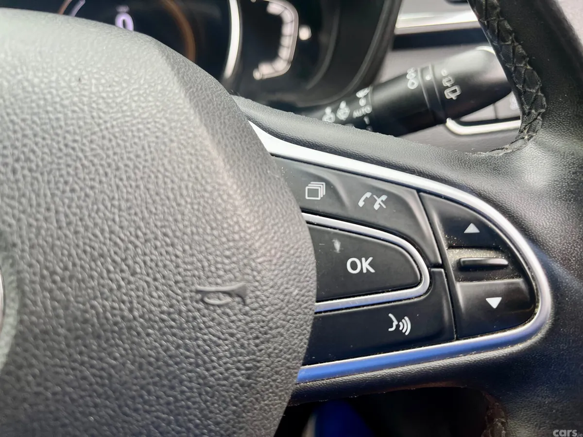 Renault Kadjar SUV, Petrol, 2019, Red