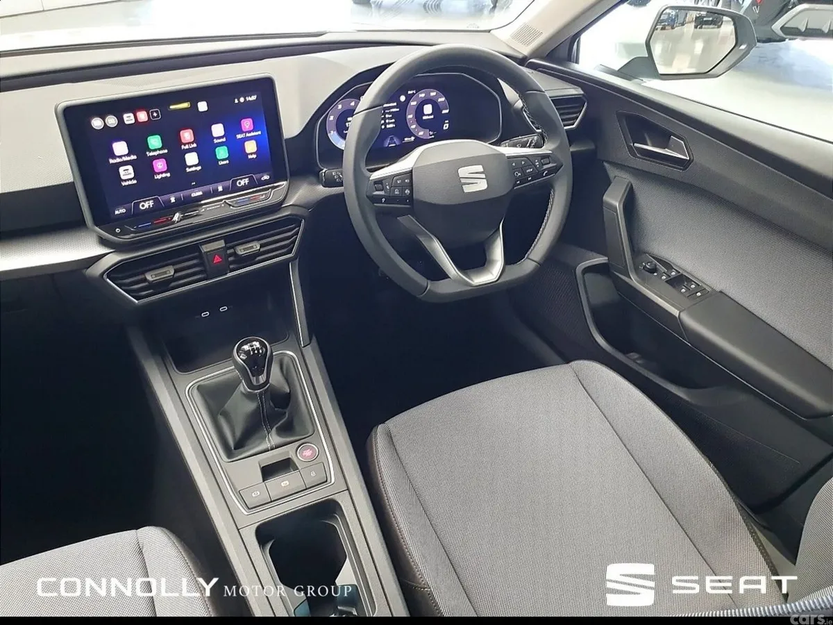 SEAT Leon Hatchback, Diesel, 2026, White