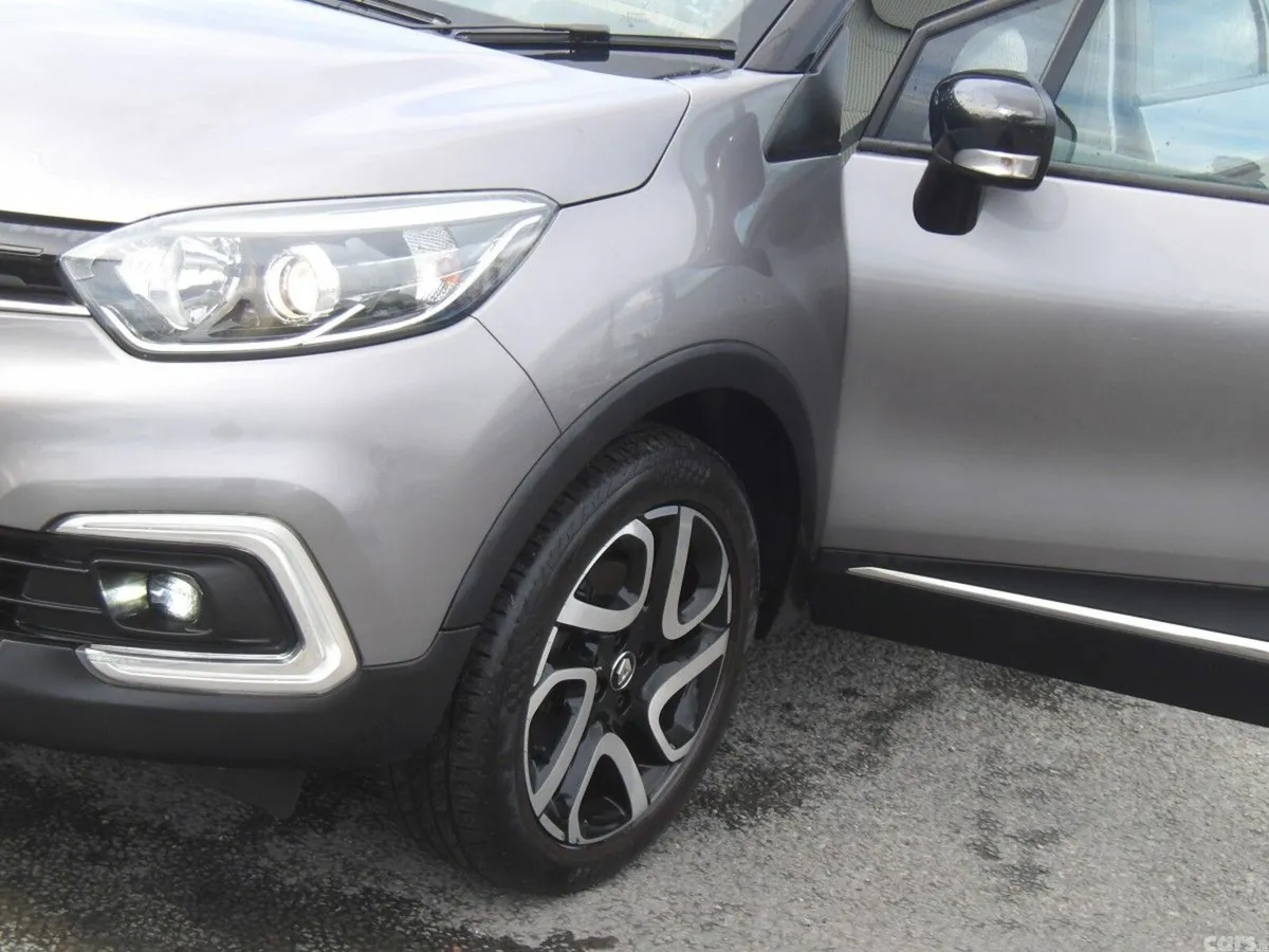 Renault Captur Hatchback, Diesel, 2019, Grey