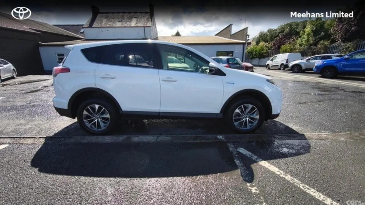 Toyota RAV4 SUV, Petrol Hybrid, 2017, White