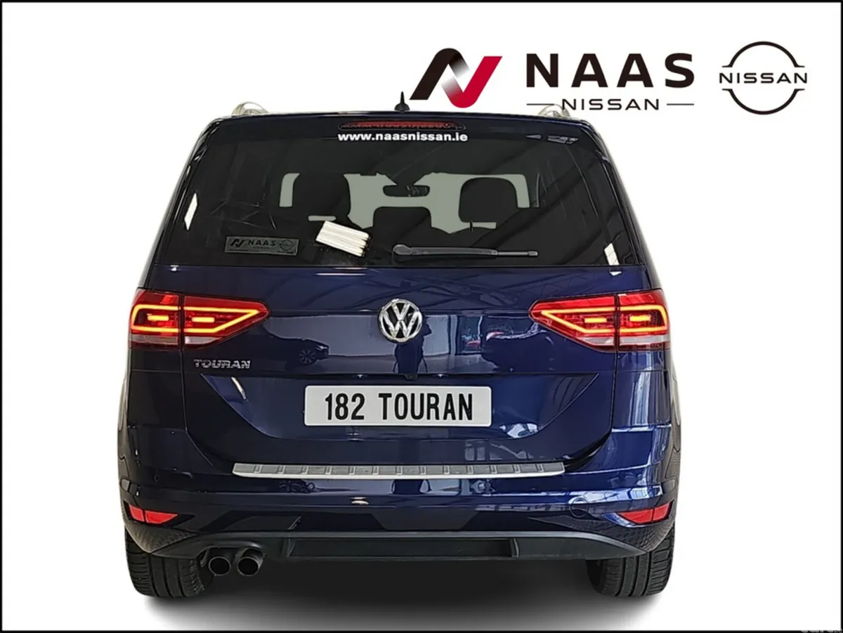Volkswagen Touran SUV, Petrol, 2018, Blue