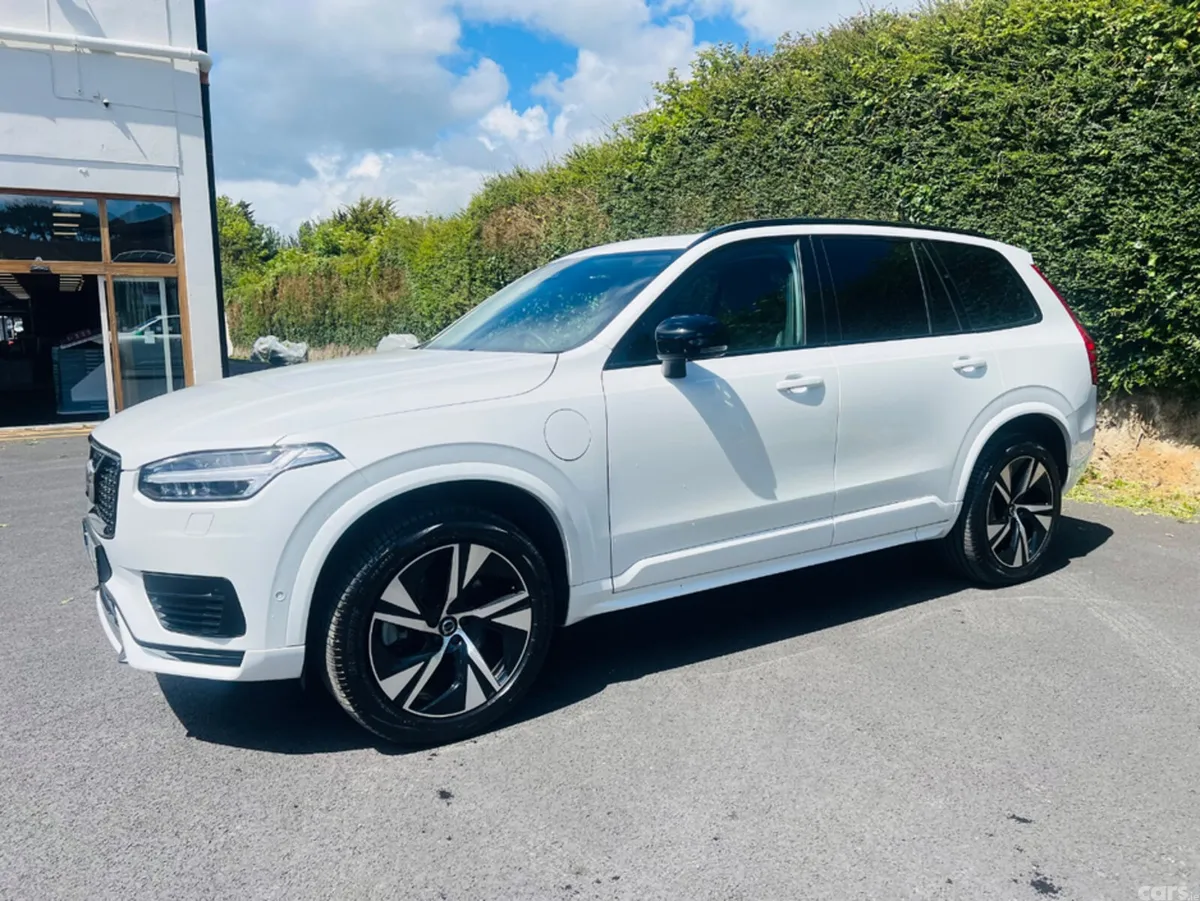 Volvo XC90 SUV, Petrol Plug-in Hybrid, 2023, White