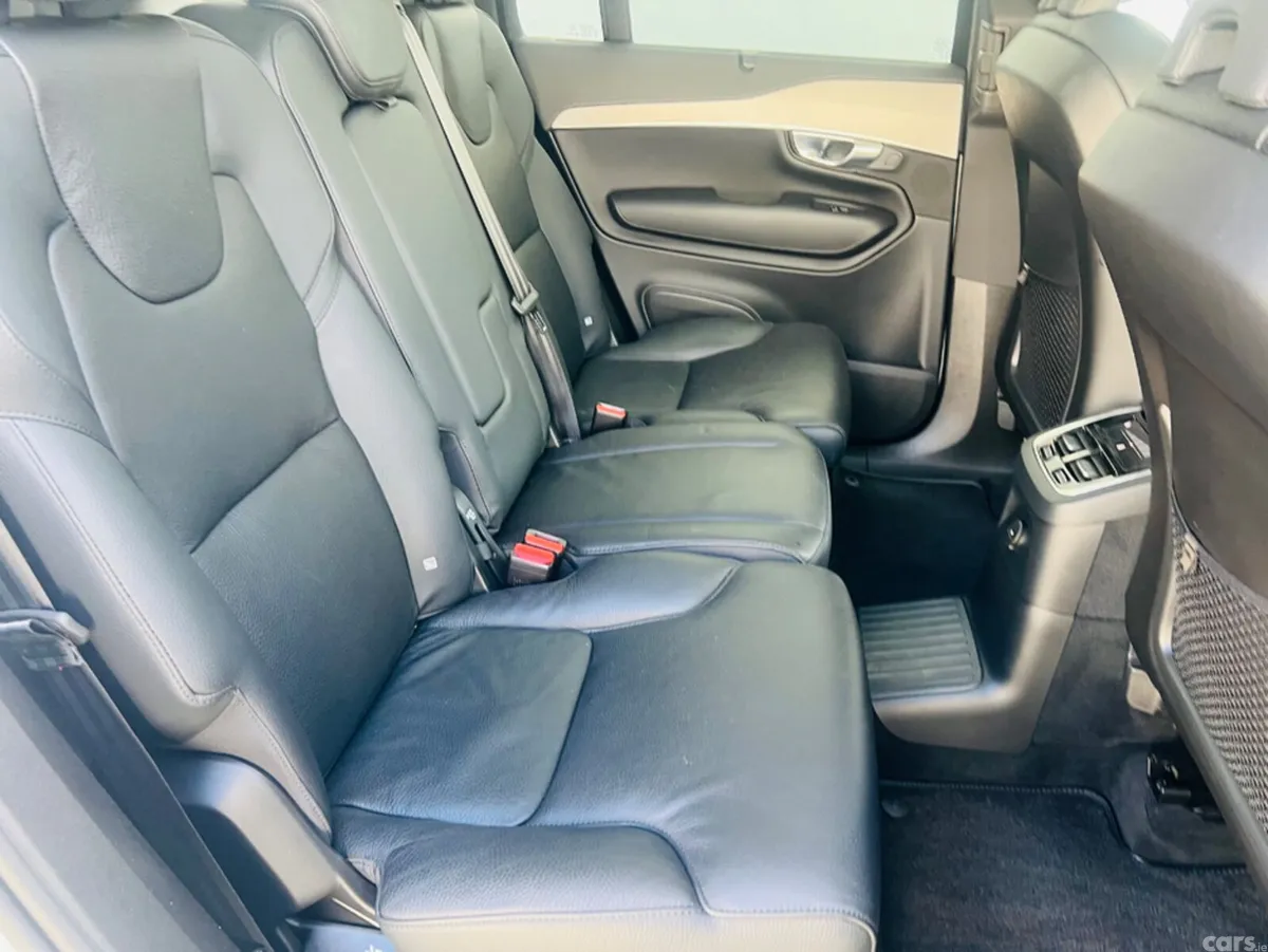 Volvo XC90 SUV, Petrol Plug-in Hybrid, 2023, White