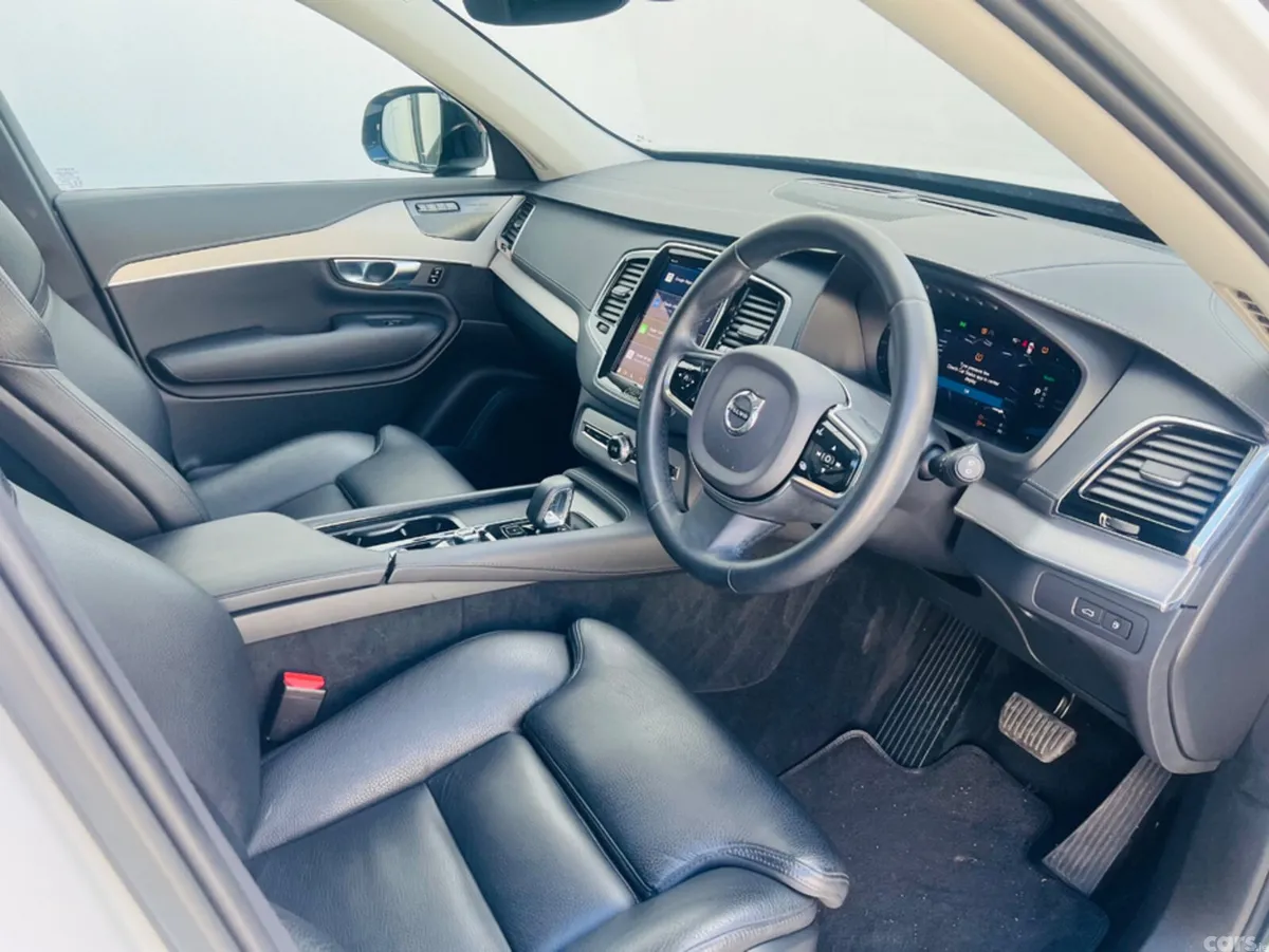 Volvo XC90 SUV, Petrol Plug-in Hybrid, 2023, White