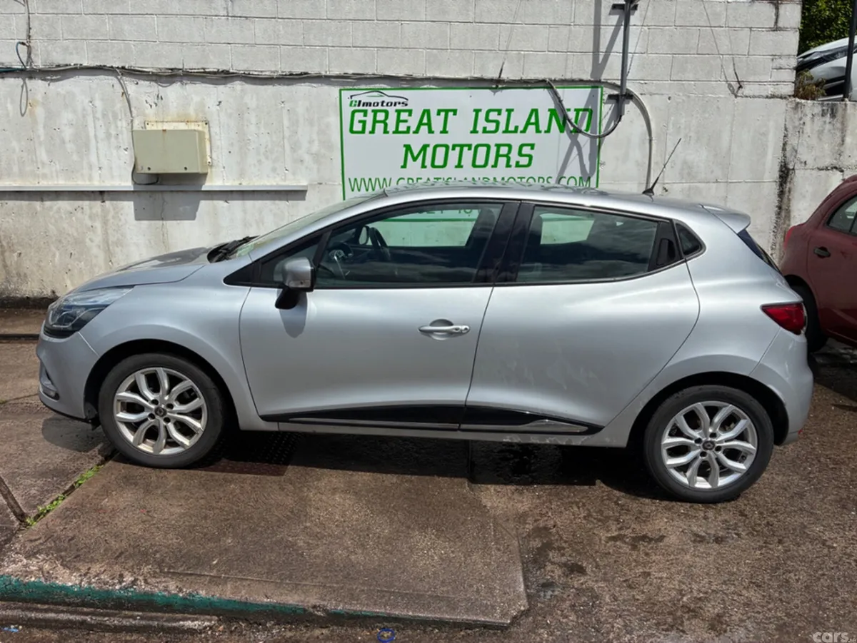Renault Clio Hatchback, Petrol, 2019, Grey