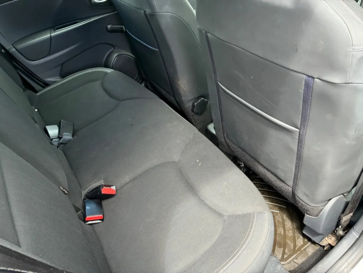 Renault Clio Hatchback, Petrol, 2019, Grey
