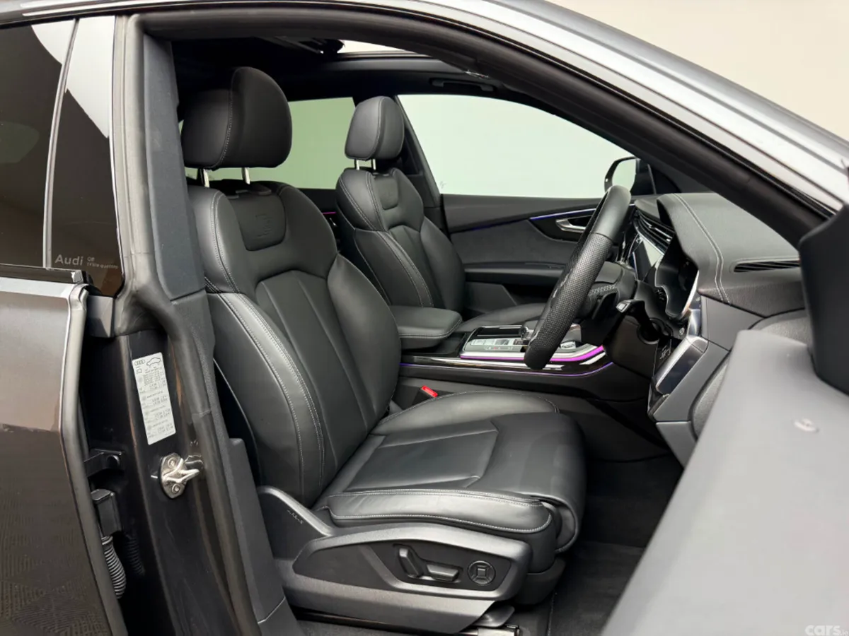 Audi Q8 SUV, Petrol Plug-in Hybrid, 2025, Grey