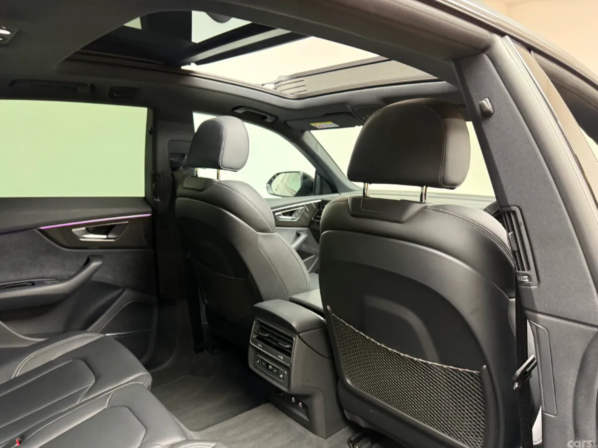 Audi Q8 SUV, Petrol Plug-in Hybrid, 2025, Grey