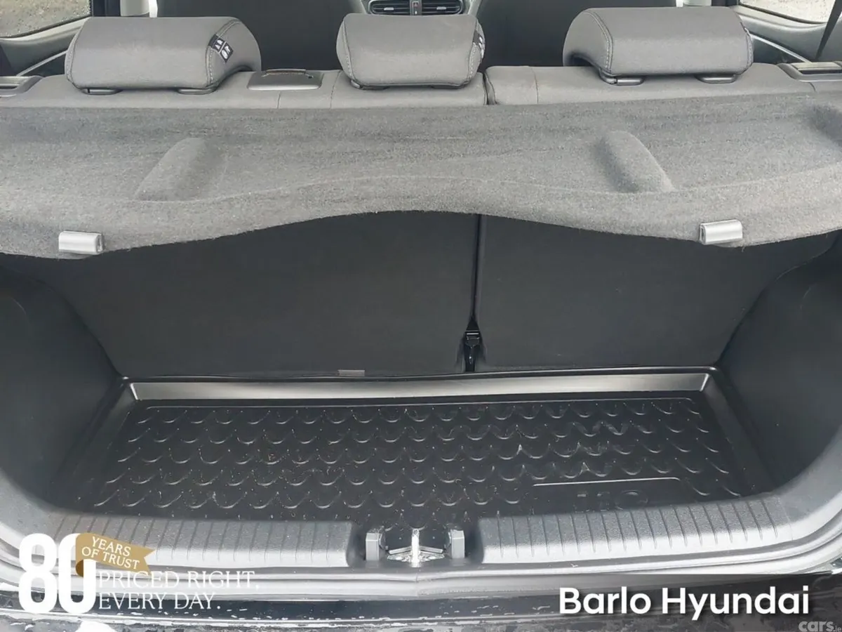 Hyundai i10 Hatchback, Petrol, 2025, Black