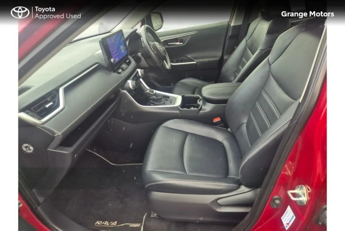 Toyota RAV4 SUV, Petrol Hybrid, 2023, Red