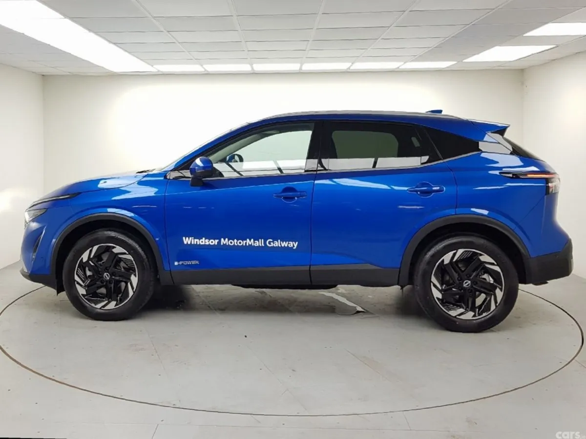 Nissan Qashqai MPV, Petrol Hybrid, 2026, Blue