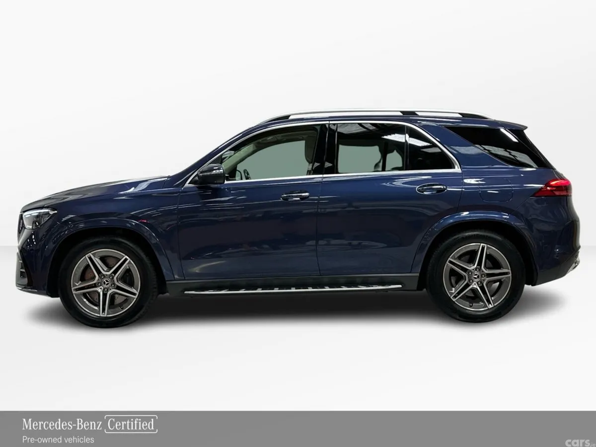 Mercedes-Benz GLE SUV, Diesel Plug-in Hybrid, 2024, Blue