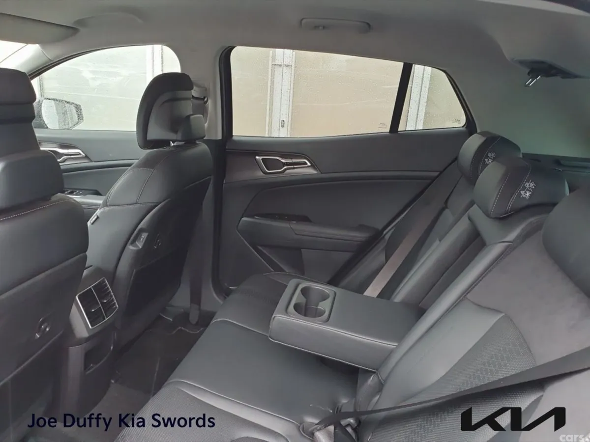 Kia Sportage SUV, Diesel Hybrid, 2026, Grey