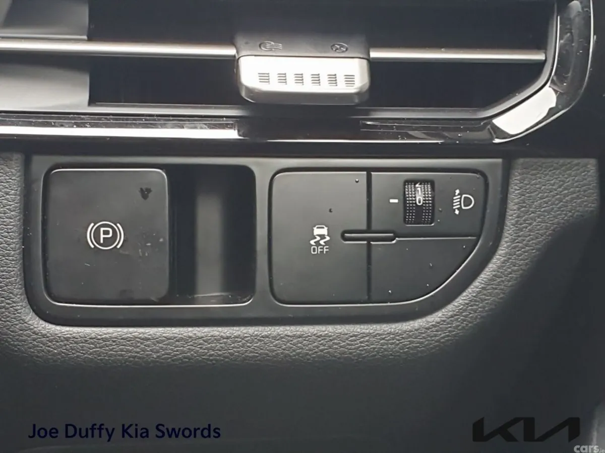 Kia Sportage SUV, Diesel Hybrid, 2026, Grey