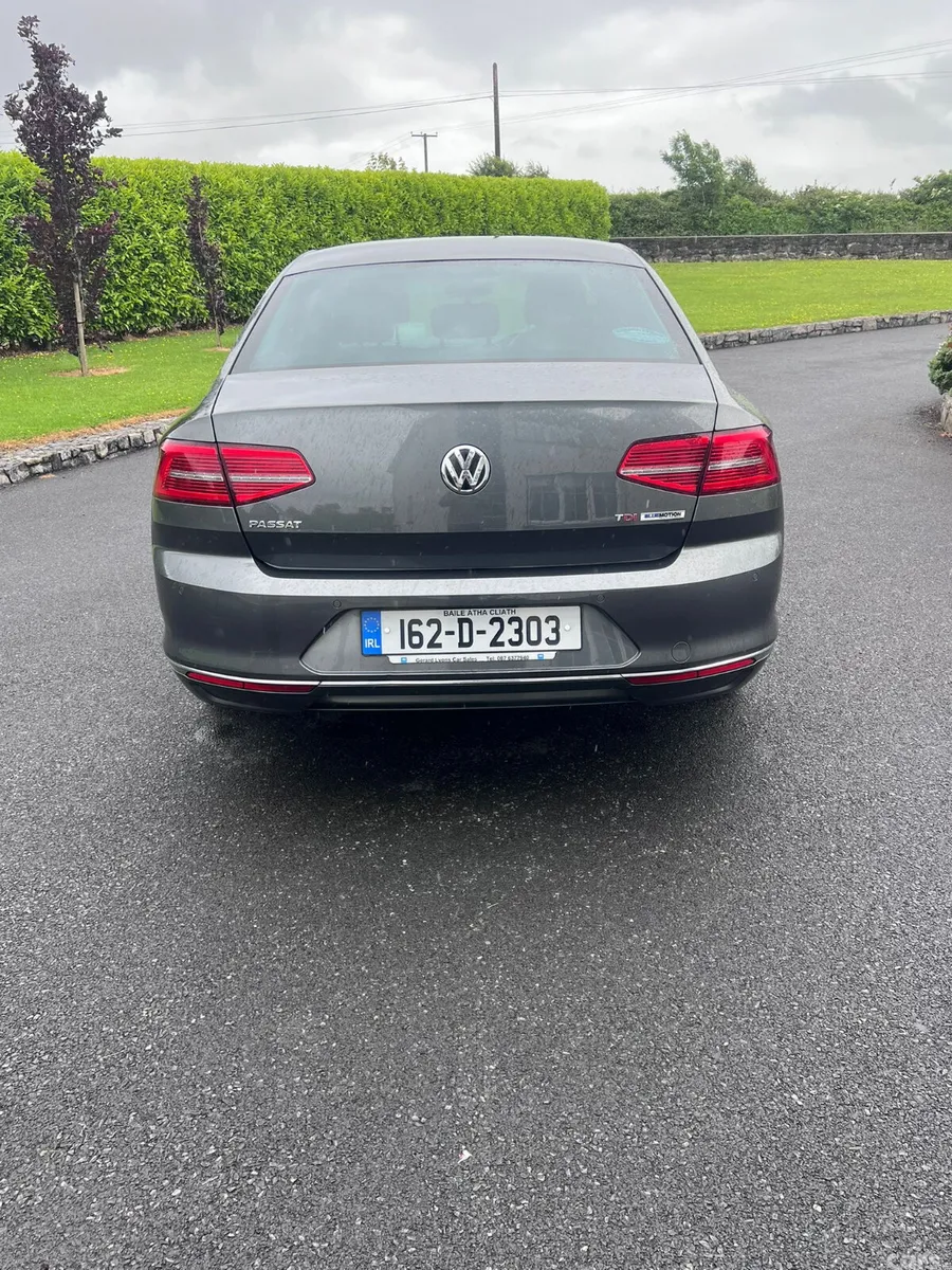 Volkswagen Passat Saloon, Diesel, 2016, Grey