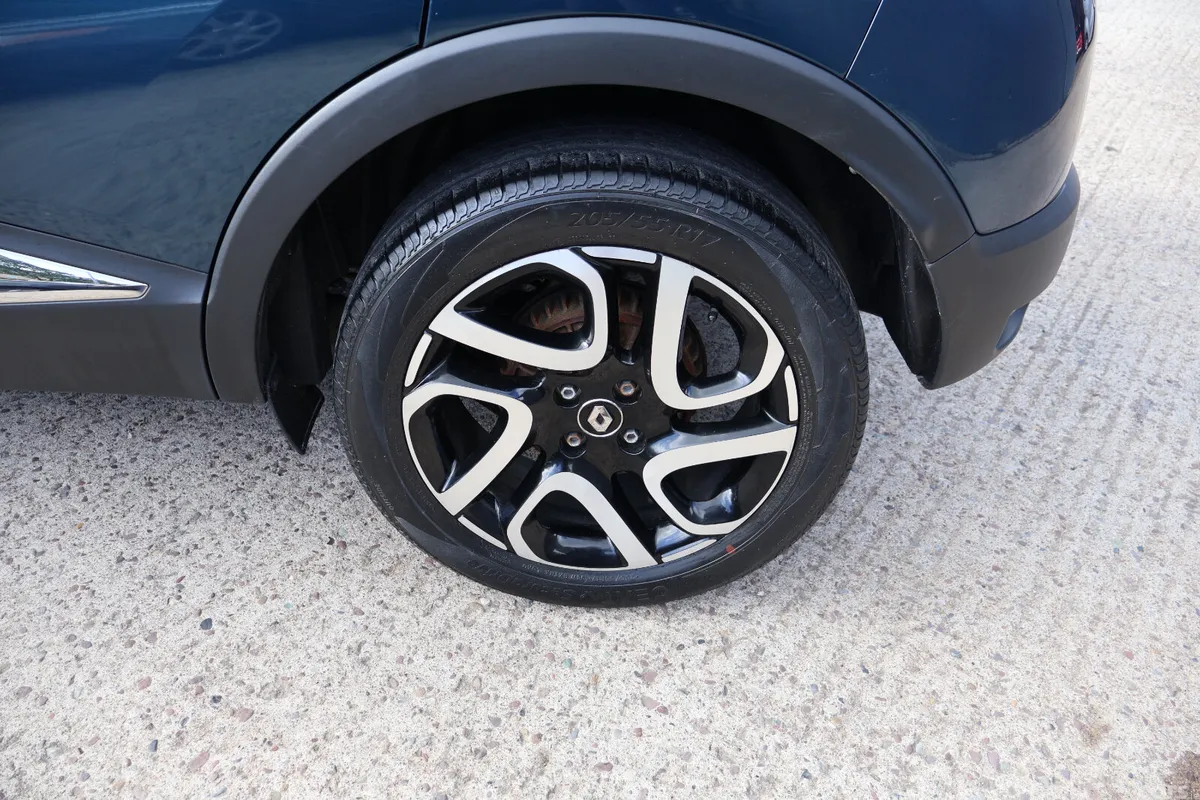 Renault Captur Hatchback, Diesel, 2019, Blue