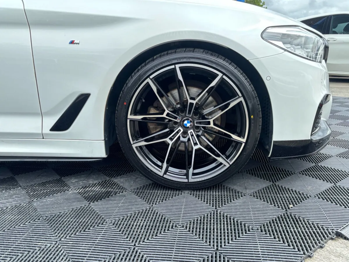 BMW 5-Series Estate, Diesel, 2017, White