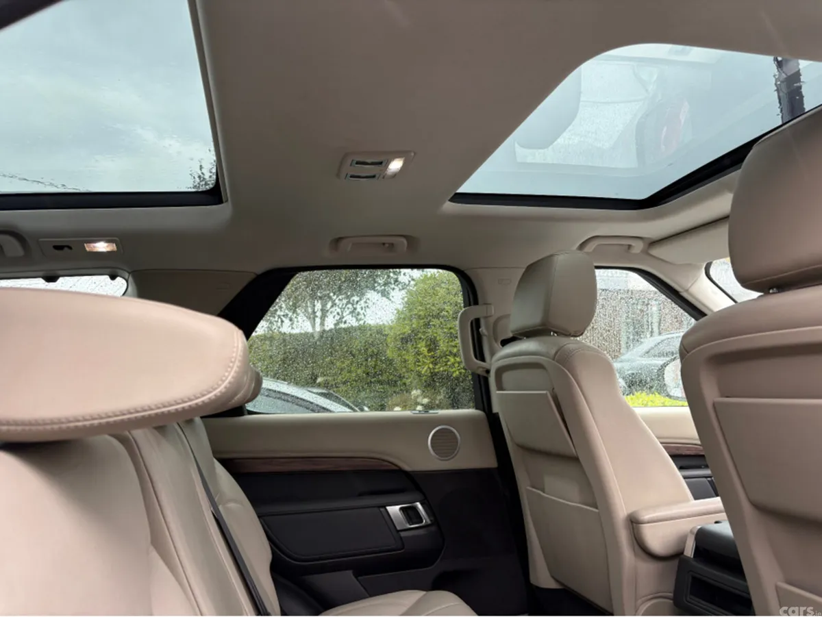 Land Rover Discovery SUV, Diesel, 2019, Red
