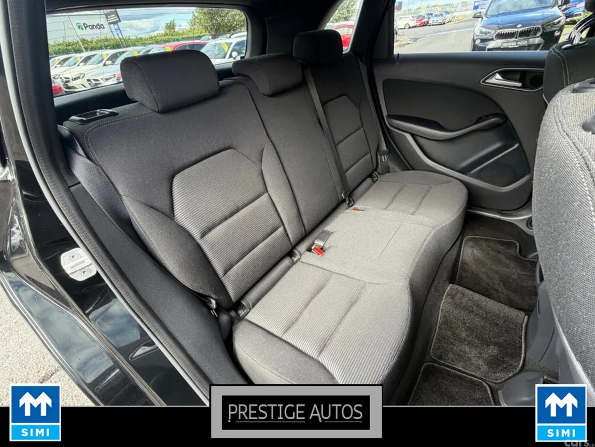 Mercedes-Benz B-Class Hatchback, Petrol, 2016, Black