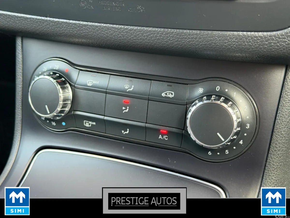 Mercedes-Benz B-Class Hatchback, Petrol, 2016, Black