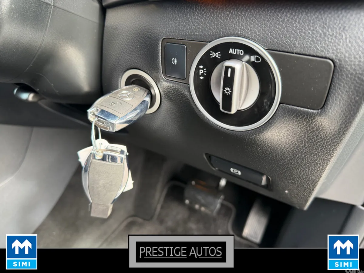 Mercedes-Benz B-Class Hatchback, Petrol, 2016, Black