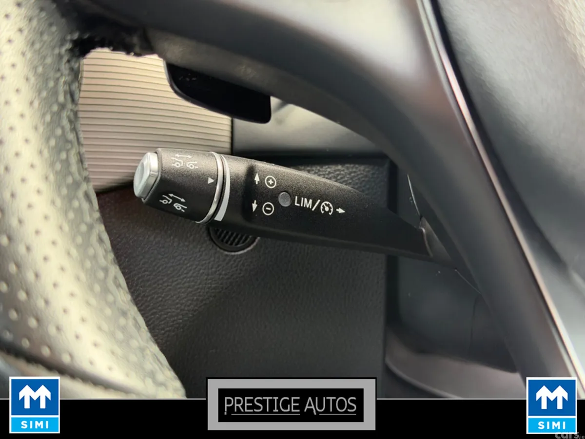 Mercedes-Benz B-Class Hatchback, Petrol, 2016, Black
