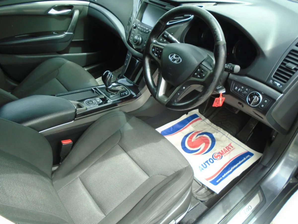 Hyundai i40 Estate, Diesel, 2015, Silver