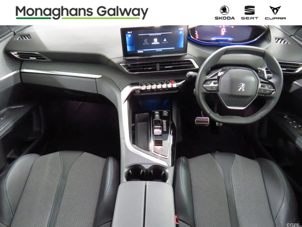 Peugeot 3008 MPV, Diesel, 2023, Grey