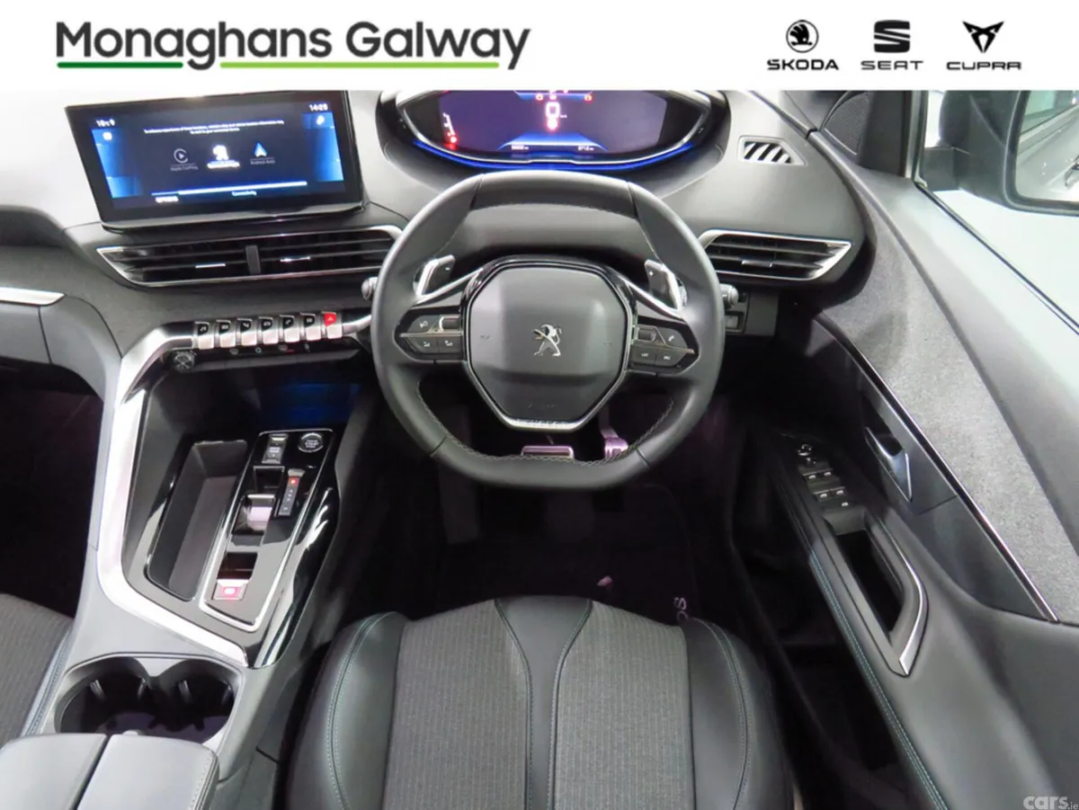 Peugeot 3008 MPV, Diesel, 2023, Grey