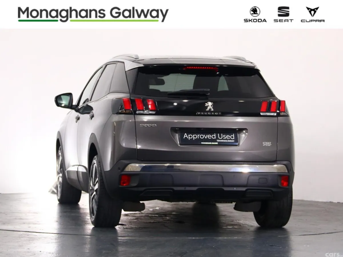 Peugeot 3008 MPV, Diesel, 2023, Grey