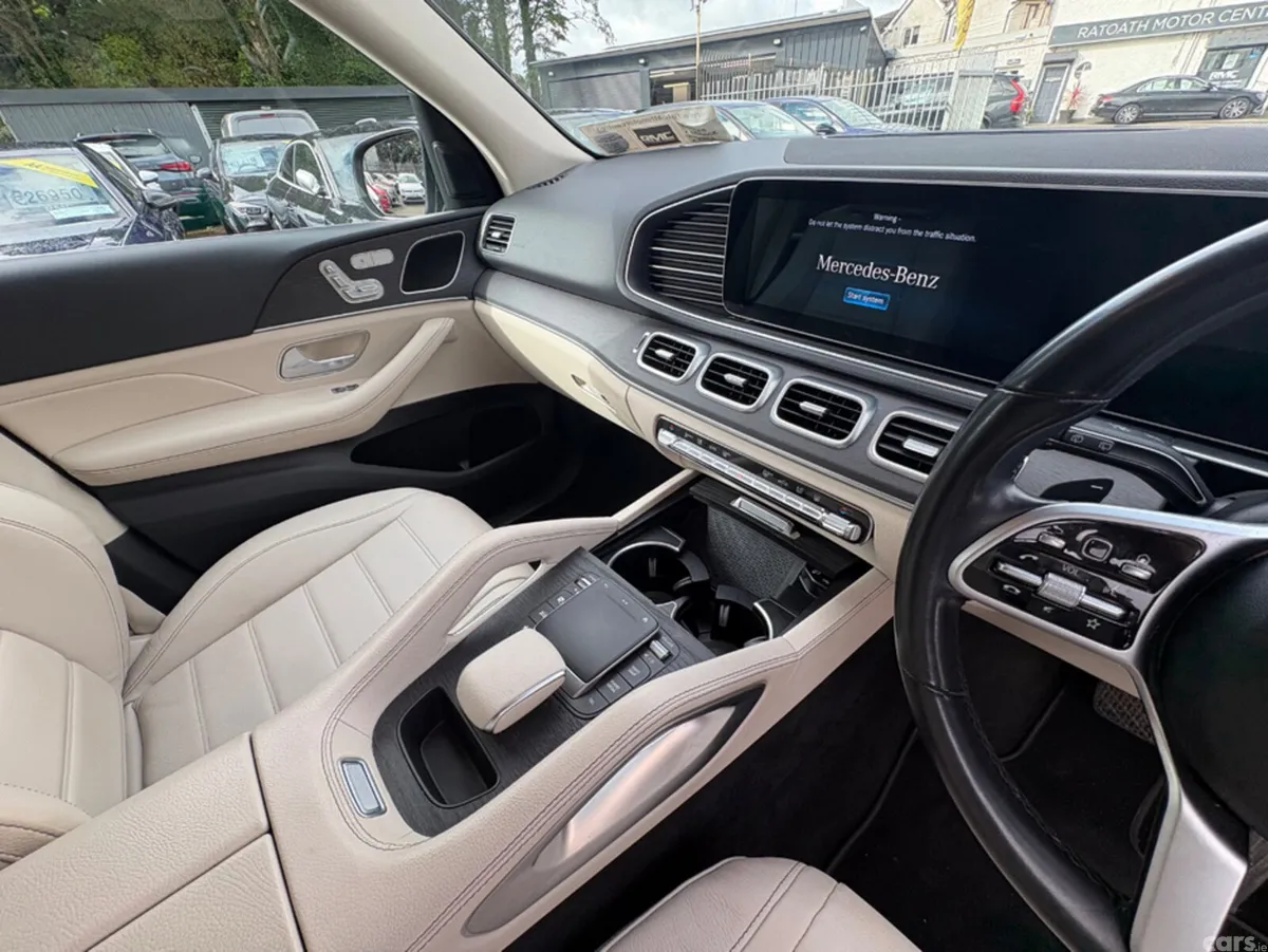 Mercedes-Benz GLE SUV, Diesel Plug-in Hybrid, 2021, Blue
